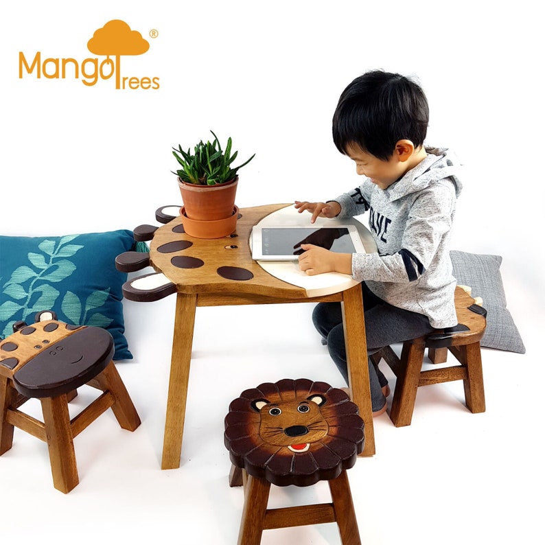 Hand Carved Children's Table Wooden GIRAFFE Theme - Image 6